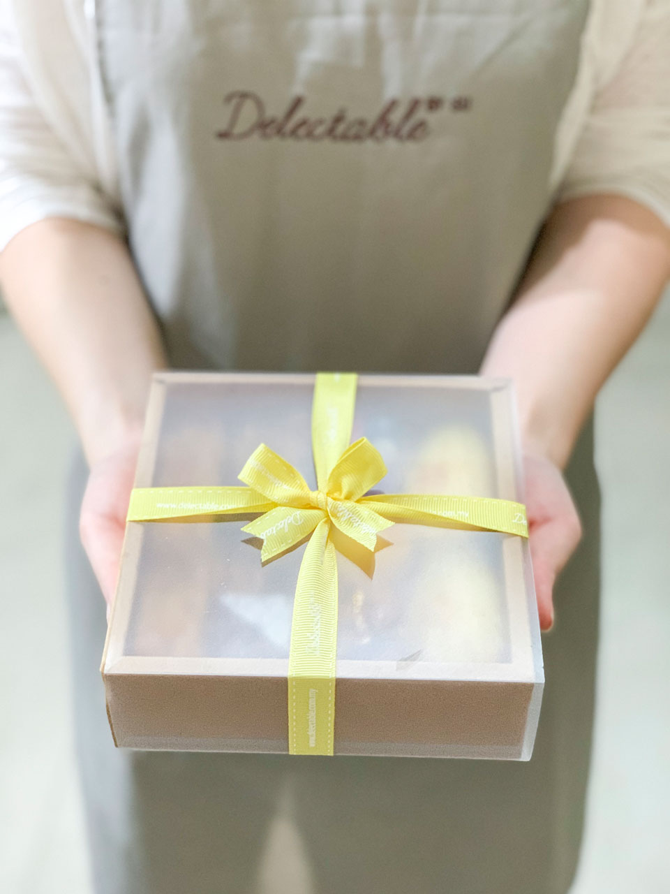 Mini Dessert Box Delectable by Su Cake Delivery Kuala