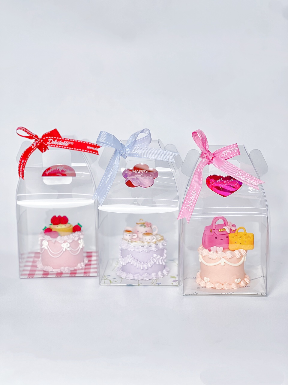Mommy & Me Mini Cakes